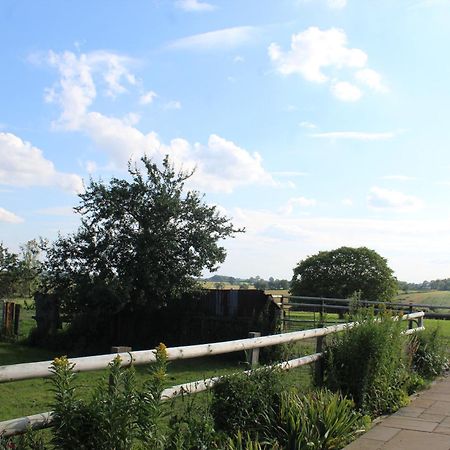 Parkfields Barns Self Catering Accommodation Buckingham Exterior foto