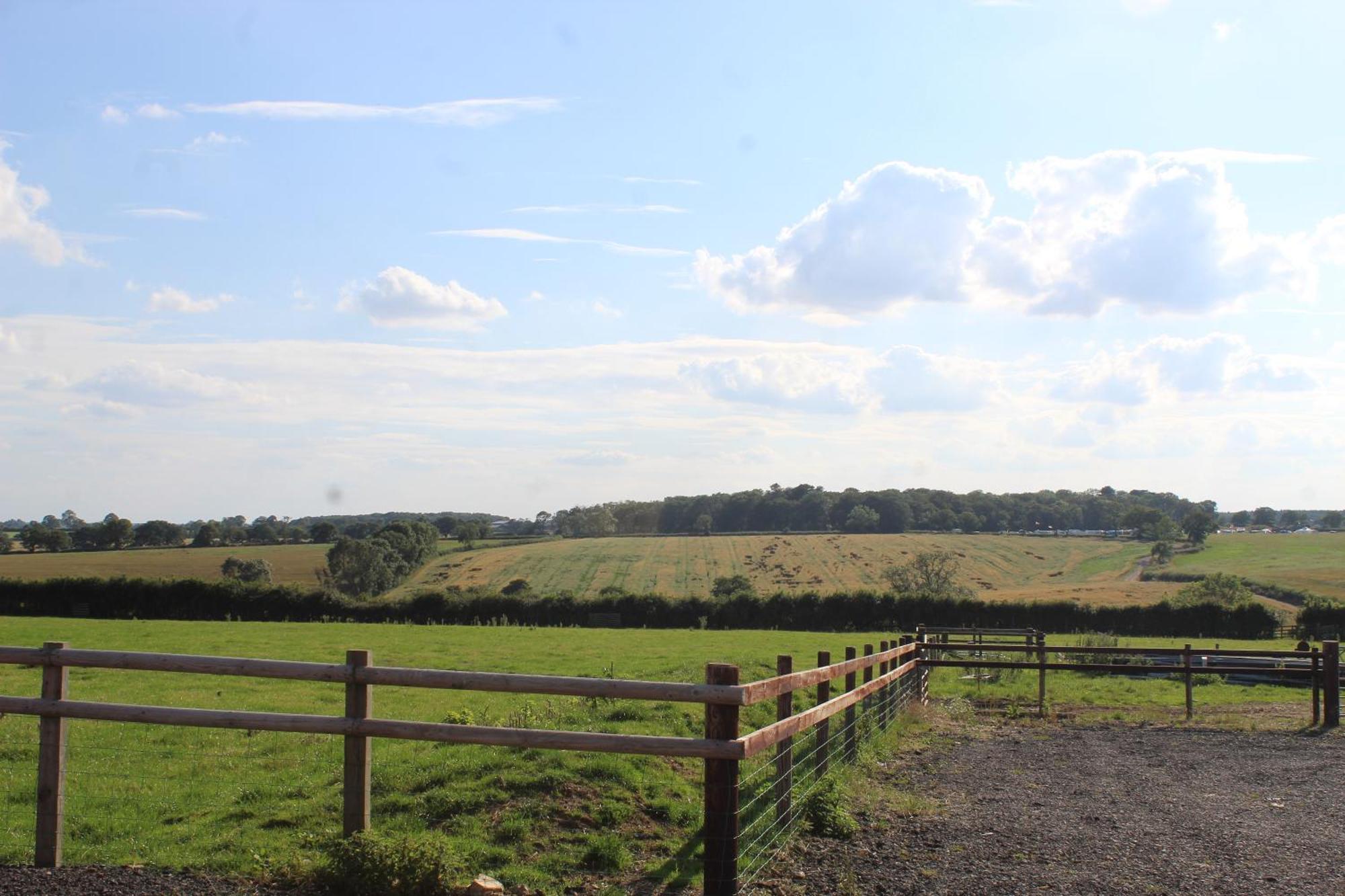 Parkfields Barns Self Catering Accommodation Buckingham Exterior foto